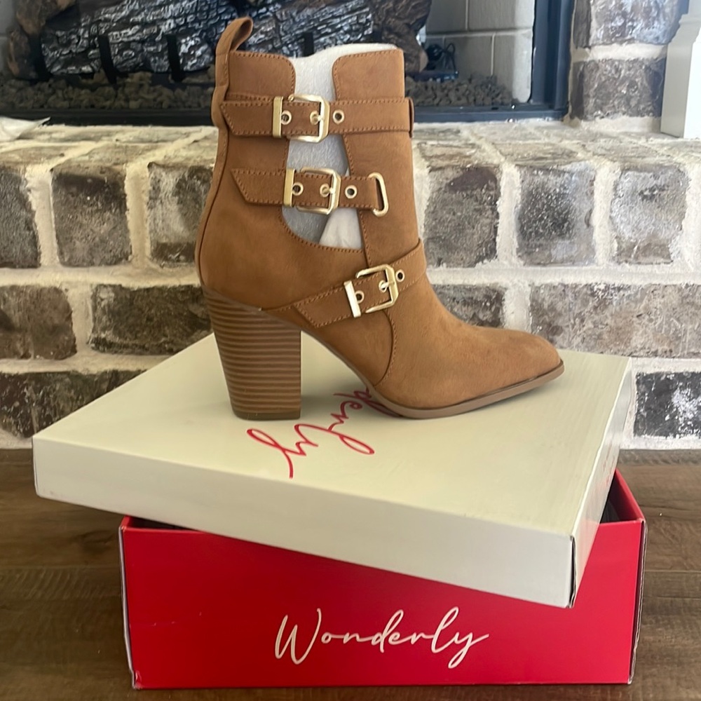 Women’s Suede Dress Boots